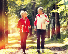 Jogging, ein Jungbrunnen? Sport und Fitness im Alter steigern die Lebensqualität